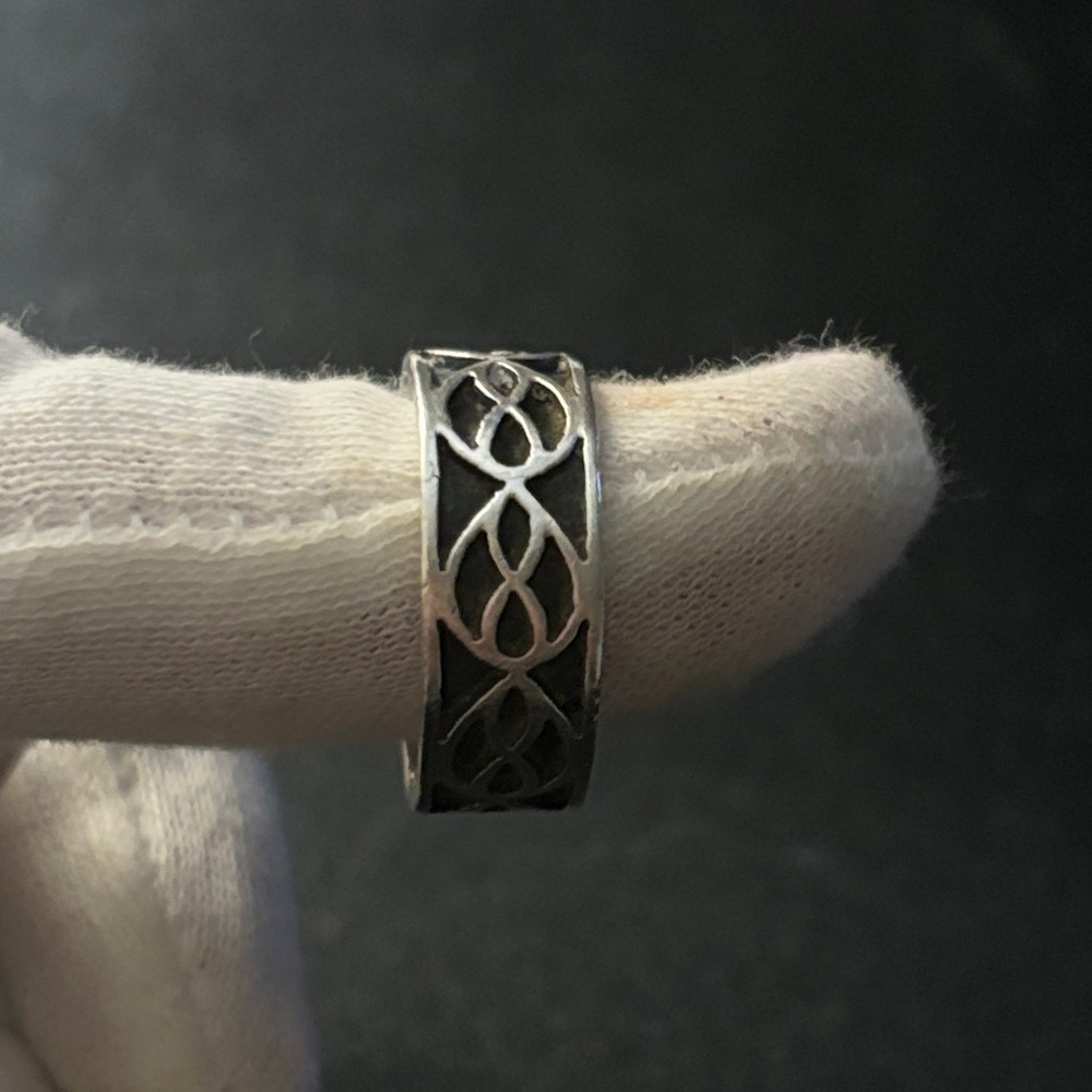 Men’s Vintage Sterling 925 silver / black enamel band ring